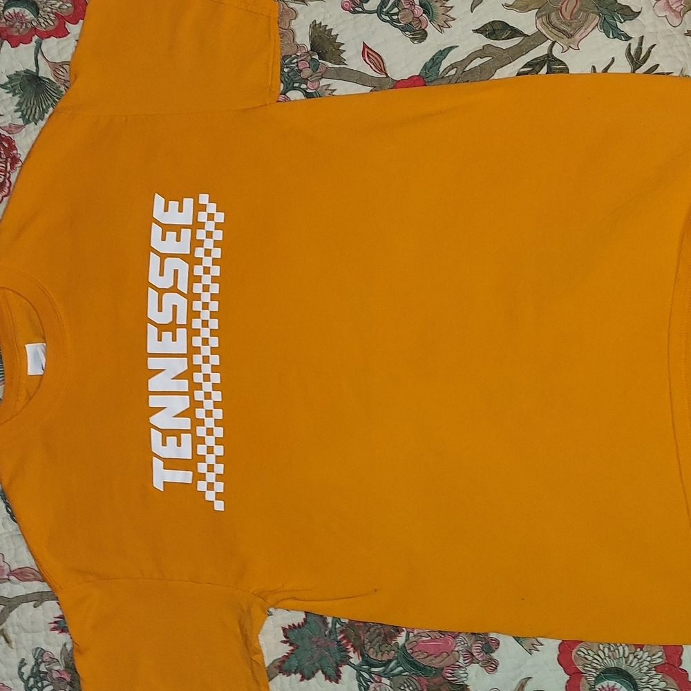 Tennessee T Shirt - Gildan Medium UT Orange